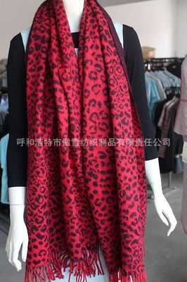 探討羊毛雙面印花披肩的國際市場(chǎng)價(jià)值 以呼和浩特傲雪紡織為例